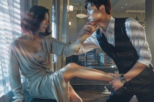 'Thế giới hôn nhân' hạ gục phim mới của Lee Min Ho