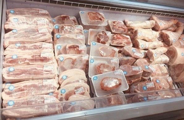 Thịt lợn nhập khẩu đắt khách, siêu thị lớn tung bán khắp cả nước