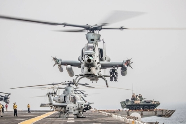 Philippines,Mỹ,trực thăng,AH-64E Apache,Bell AH-1Z Viper,DSCA,tên lửa,AGM-114 Hellfire,rocket,FMS,laser,radar,hệ thống cảnh báo,FIM-92H Stinger,máy bay,F-35A,AIM-9 Sidewinder,Hydra 70