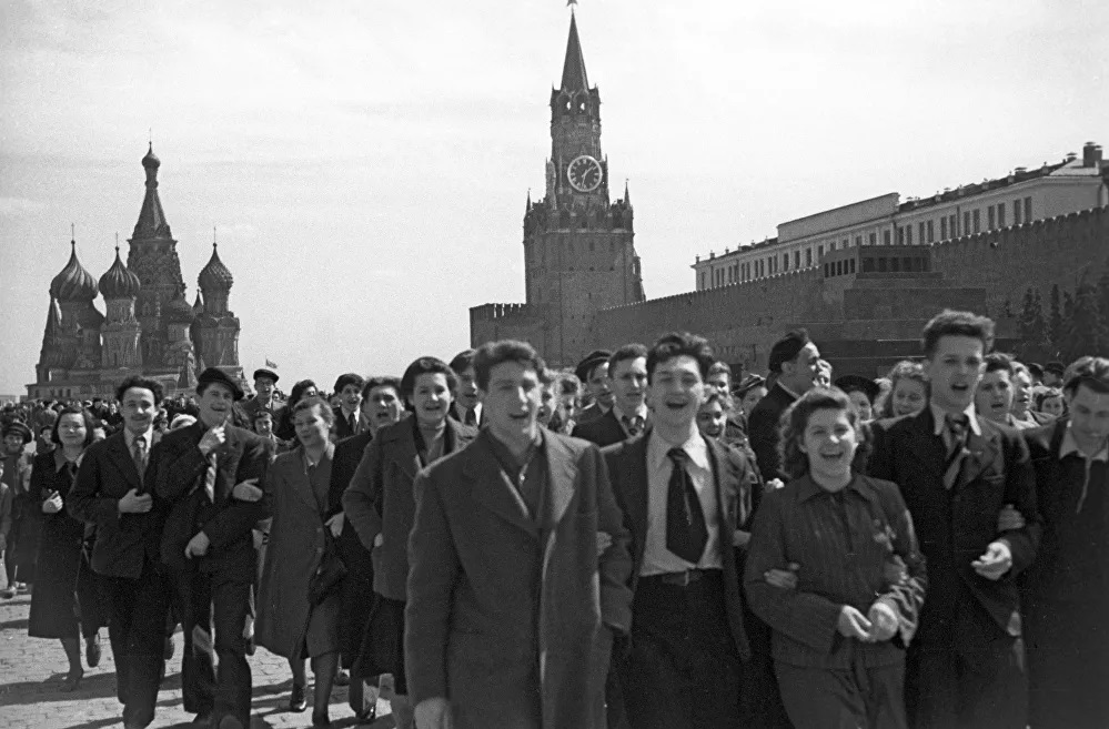 Hình ảnh chưa từng công bố về lễ kỷ niệm Ngày Chiến thắng tại Moscow năm 1945