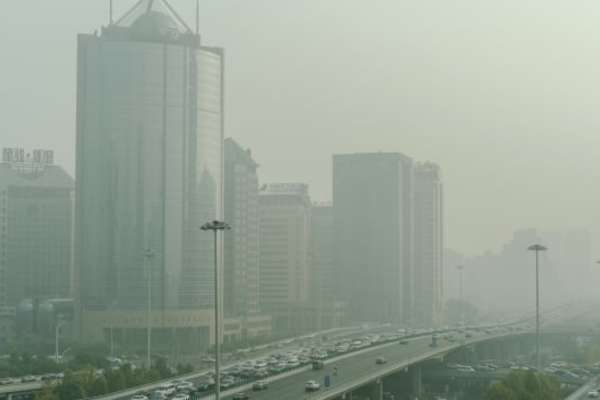 Dịch Covid-19 suy giảm, Trung Quốc lại “đau đầu” với ô nhiễm không khí