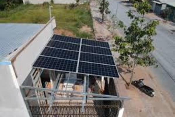 Khu vực miền Trung - Tây Nguyên: Trên 4.681 khách hàng lắp đặt điện mặt trời