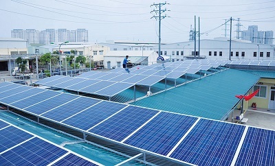 Hà Nội: Người dân lắp đặt hệ thống điện mặt trời áp mái được hỗ trợ 2 triệu đồng