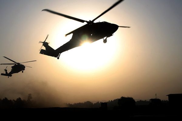 Tình hình Syria: Thực hư quân đội Mỹ điều trực thăng bắt cóc công dân Syria?