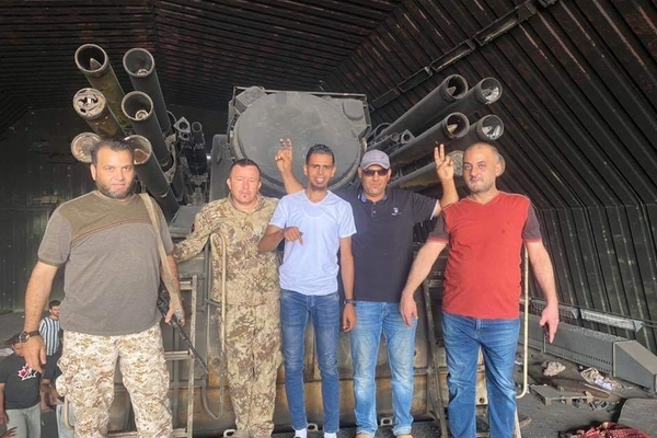 Hình ảnh sốc về Pantsir-S1 bị UAV Thổ Nhĩ Kỳ 'vùi dập' ở Libya
