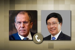 Phó Thủ tướng Phạm Bình Minh điện đàm với Bộ trưởng Ngoại giao Nga Sergei Lavrov