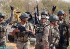 Tình hình Syria: Phái đoàn quân sự Nga lao vun vút, suýt đâm xe bọc thép Mỹ