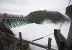 Hồ chứa ‘khủng’ của Trung Quốc phải xả lũ lần đầu tiên trong 9 năm