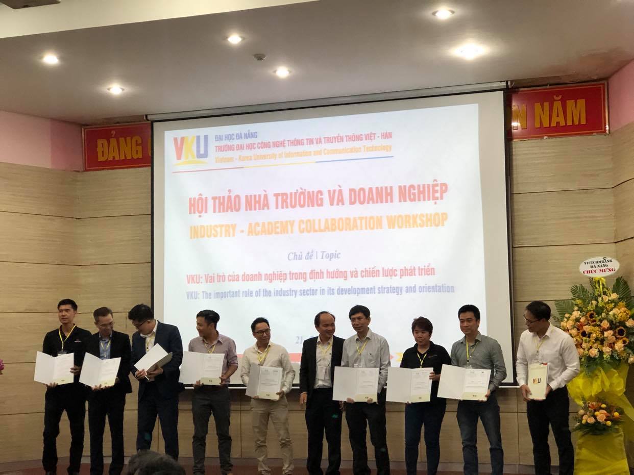 Đà Nẵng: Tăng cường gắn kết nhà trường và doanh nghiệp trong lĩnh vực CNTT