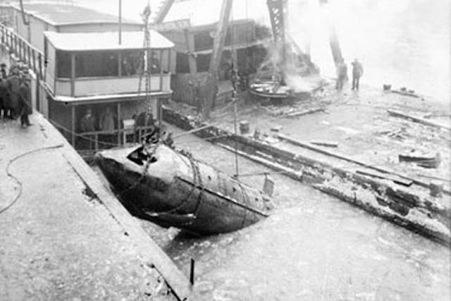 Top 10 tàu ngầm thất bại thảm hại nhất lịch sử