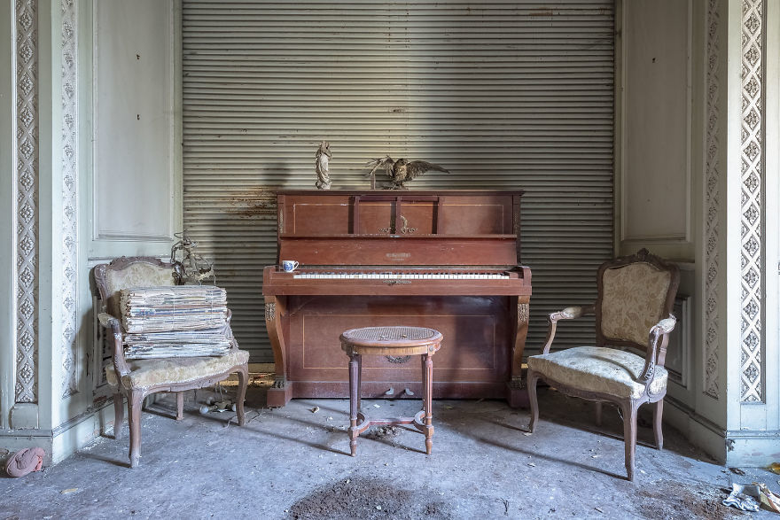 Ám ảnh những cây dương cầm bị bỏ quên khắp châu Âu