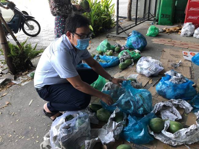 Hàng chục tấn đu đủ Quảng Nam bị ép giá, người Đà Nẵng ra tay 'giải cứu' hết veo