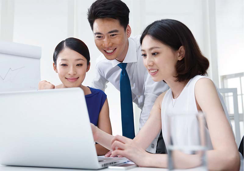 Dịch bệnh, bảo hiểm chăm sóc sức khỏe bỗng tăng vọt