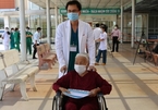 Hành trình chiến thắng Covid-19 ngoạn mục của cụ bà 100 tuổi ở Quảng Nam