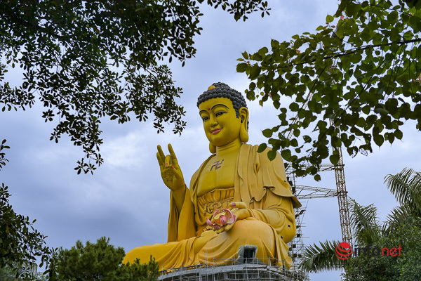 Chiêm ngưỡng tượng Phật lớn nhất khu vực Đông Nam Á