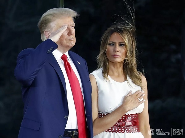 Tổng thống Donald Trump và vợ xác nhận mắc Covid-19