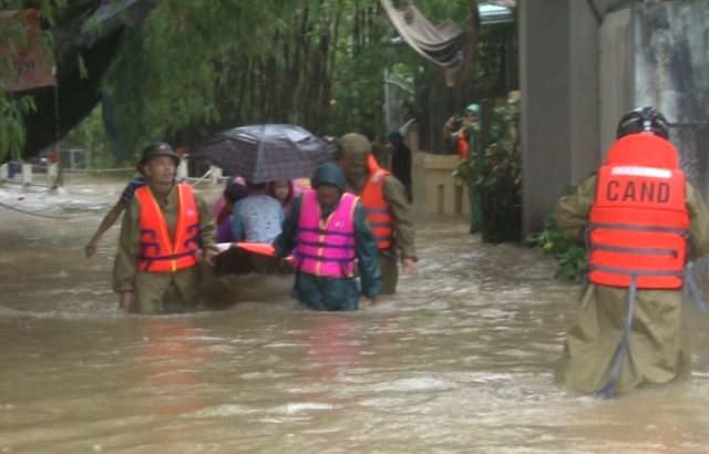 Mưa lũ kéo dài, Thừa Thiên – Huế thiệt hại khoảng 1.126 tỷ đồng