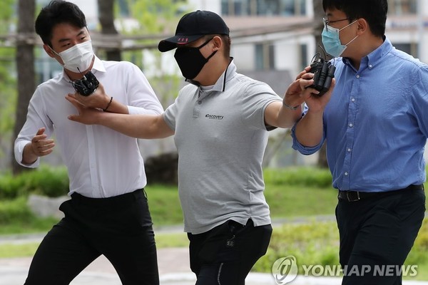 Tài xế taxi Hàn Quốc lĩnh án 2 năm tù vì chặn đường xe cứu thương