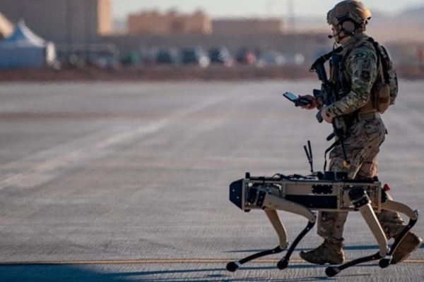 ‘Siêu khuyển’ robot của Mỹ được đưa vào trực chiến