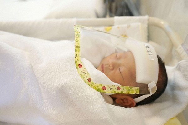Nguyên nhân gì khiến tỷ lệ sinh con lại thấp kỷ lục ở Nhật Bản?