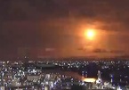 Quả cầu phát sáng khổng lồ bay qua bầu trời Nhật Bản