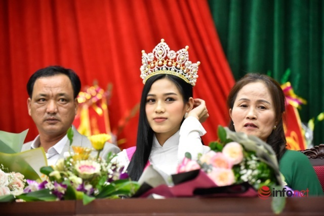Quê nhà chào đón tân Hoa hậu Việt Nam 2020 Đỗ Thị Hà