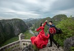 Cặp đôi kỳ công chụp 20.000 ảnh cưới xuyên Việt