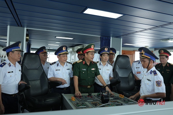 [Ảnh] Cảnh sát biển tích cực nâng cao chất lượng huấn luyện, sẵn sàng chiến đấu