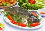 Cách làm lẩu cá chép giòn thơm ngon, đậm vị