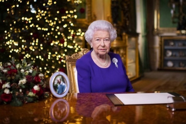 Nữ hoàng Anh Elizabeth II 'trải lòng' về năm 2020