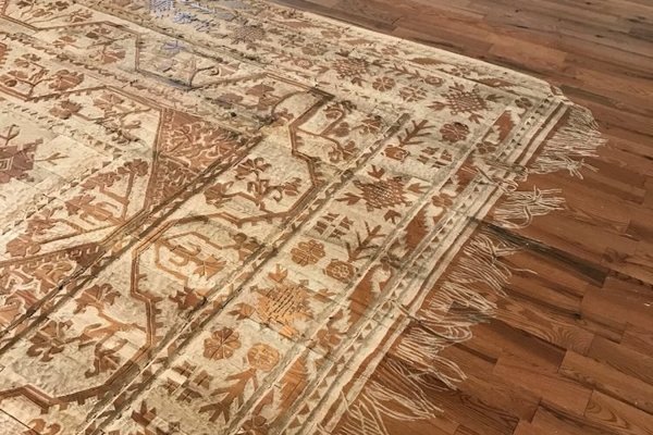 Kinh ngạc chiêm ngưỡng 'tấm thảm' trên sàn gỗ