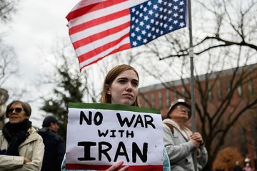 Trump sẽ tiến hành 'trò chơi' nguy hiểm nhất với Iran trong những ngày cuối?