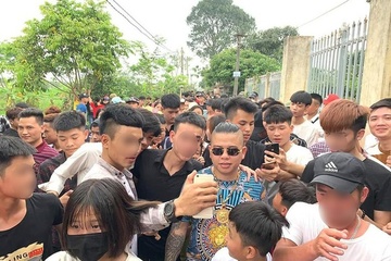 Tạm giữ 1 nghi phạm vụ nổ súng vào xe ô tô của Dương Minh Tuyền ở Hải Dương