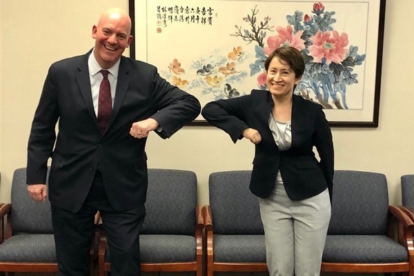 Trung Quốc phản đối, quan chức Mỹ vẫn liên tiếp gặp đại diện Đài Loan