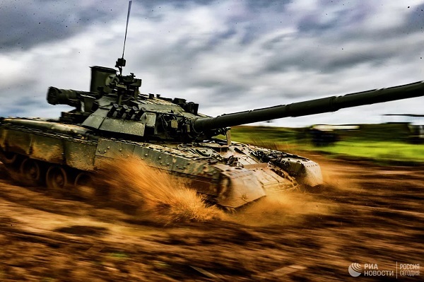 Bộ Quốc phòng Nga nhận lô xe tăng chiến đấu chủ lực T-80BVM mới