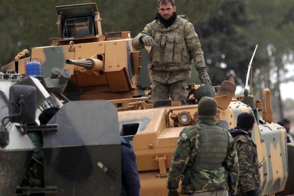 Tình hình Syria: Hàng trăm lính Nga đi ngăn Thổ Nhĩ Kỳ làm loạn