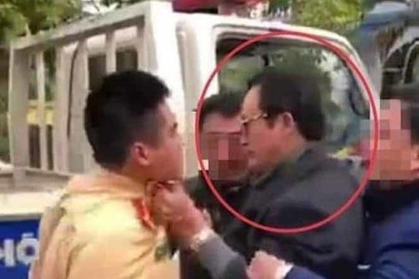 Vụ chi cục trưởng say xỉn thẳng tay tát CSGT: UBND tỉnh Tuyên Quang nói gì?