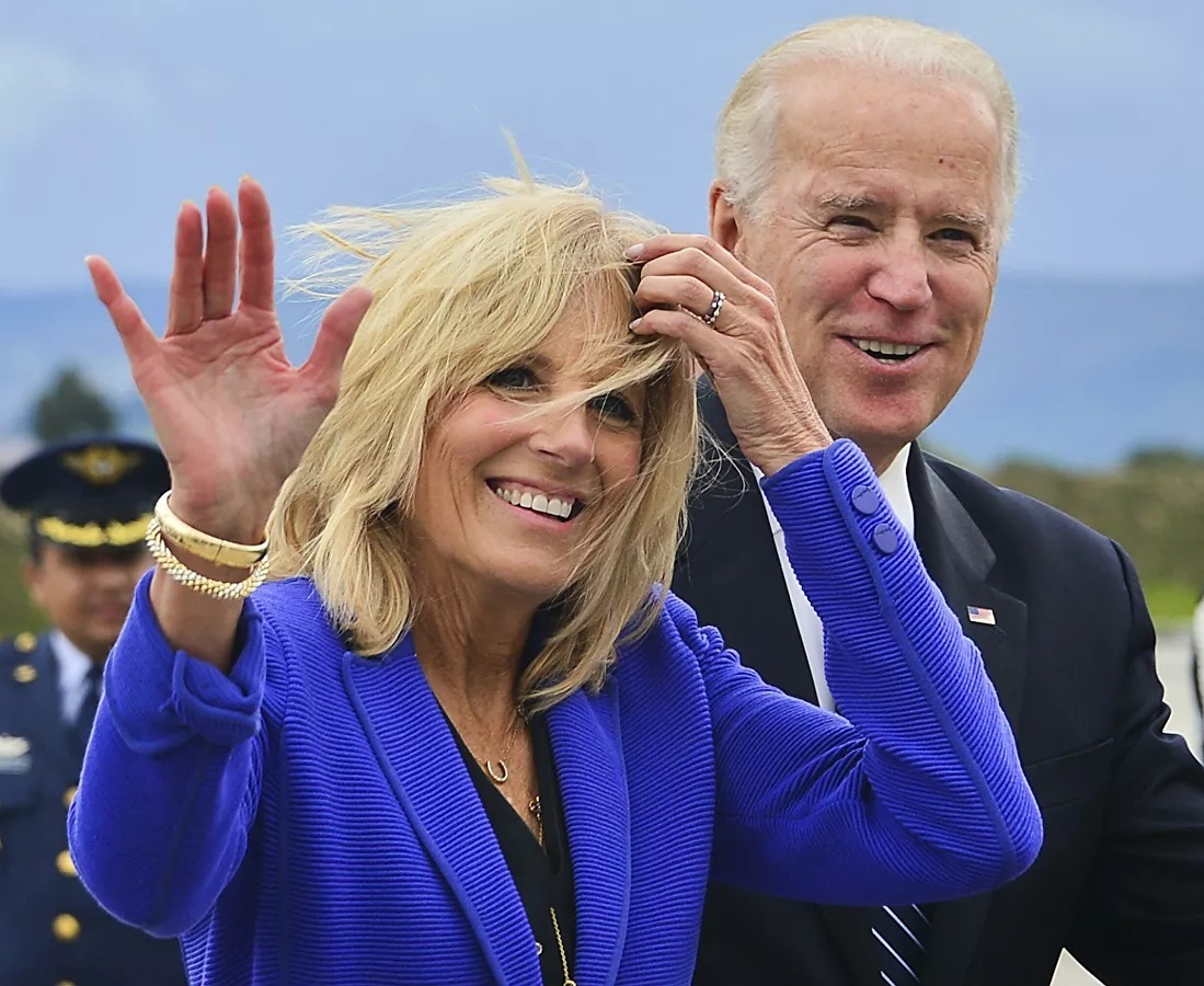 Vẻ đẹp rạng ngời của Đệ nhất phu nhân Mỹ Jill Biden