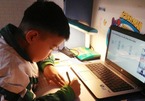 Nhiều người “hoan hô” khi ngừng dạy trực tuyến với học sinh lớp 1, 2