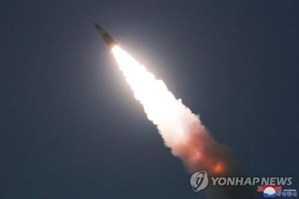 Triều Tiên bị nghi vừa phóng 2 tên lửa đạn đạo
