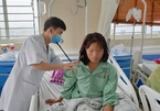 Cấp cứu nữ bệnh nhân 38 tuổi đột quỵ khi đang đi chợ cùng chồng