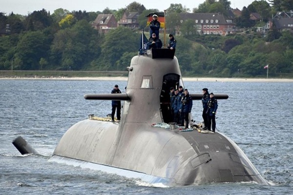 Tàu ngầm Đức có thiết bị quân sự nào của Nga?