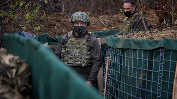 TT Ukraine muốn cải thiện hiệu quả lệnh ngừng bắn ở Donbass