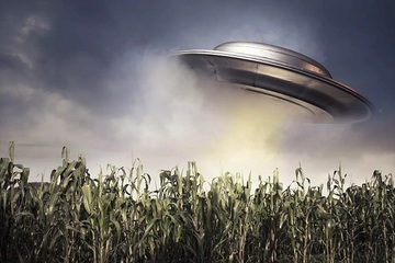 Cựu giám đốc CIA tiết lộ ‘sốc’ về UFO