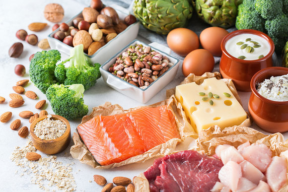 Chuyên gia dinh dưỡng Nga tiết lộ thực phẩm ít chất béo tiềm ẩn nguy cơ gì?
