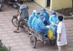Bác sĩ trong bức ảnh nhân viên y tế đi xe ba gác: &quot;Tình huống chống dịch rất cấp bách&quot;!