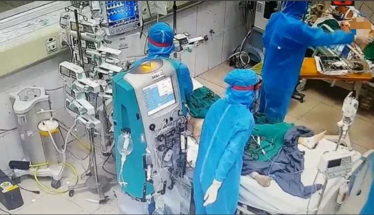 52 bệnh nhân nặng, nguy kịch đang điều trị tại BV Bệnh Nhiệt đới Trung ương cơ sở Kim Chung