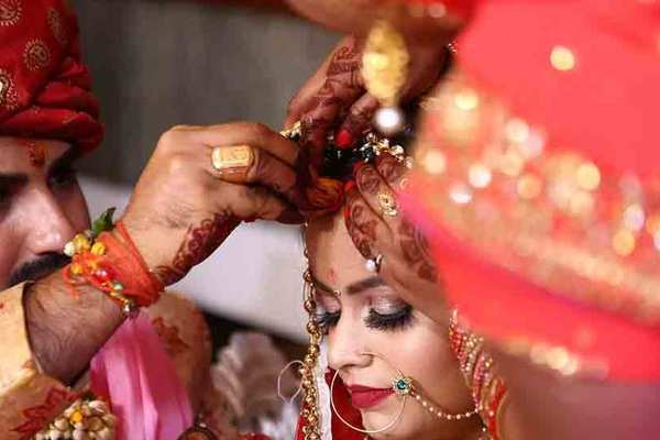 Đám cưới giữa dịch Covid-19 vẫn được tổ chức tràn lan ở Ấn Độ dù đã bị cấm