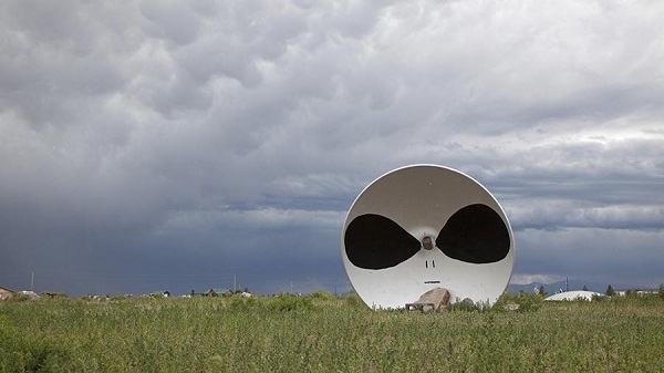 Nhà vật lý thiên văn công bố lỗi của Mỹ trong việc xác định UFO
