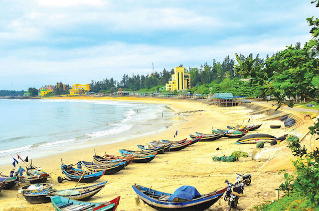 Ngành du lịch tham gia vào phát triển kinh tế biển ở Quảng Trị